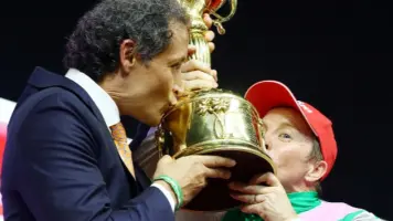 تاج أوشي: حلم الفوز بأعظم سباق يرافقني منذ 20 عاماً