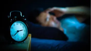 دراسة جديدة تكشف ارتباط السهر بمعدلات الذكاء