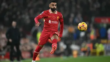 ليفربول يقترب من حسم لقب الدوري الإنجليزي بعد ساعات