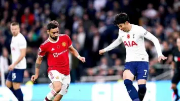 مانشستر يونايتد وتوتنهام يحققان خطوات هامة نحو النهائي