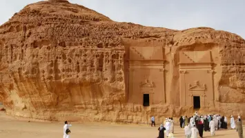 كم يجني المرشدون السياحيون في السعودية؟ أرقام قد تفاجئك!