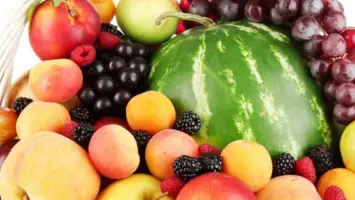 احذروا تناول فواكه الصيف المبكرة قبل أوانها