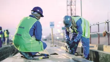 الكويت تعلن بدء حظر العمل بالأماكن المكشوفة من 11 صباحًا حتى 4 مساءً