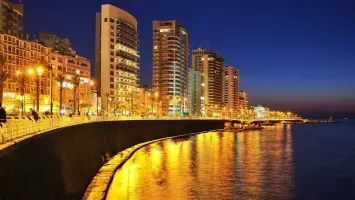 غارات إسرائيلية عنيفة تستهدف أحياء في جنوب بيروت