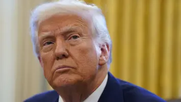 بدء تنفيذ حظر دخول مواطني 12 دولة للولايات المتحدة