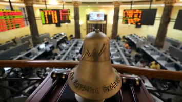مؤشرات البورصة المصرية ترتفع في منتصف جلسة الثلاثاء بتداولات 2.7 مليار جنيه