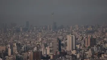 خبير قانوني يحذر من تداعيات دولية لكارثة الهجوم الإسرائيلي على إيران