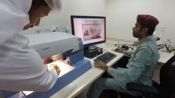 تسهيلات استثنائية من الإمارات لهؤلاء الوافدين: تجديد الإقامات وإصدار الهوية بجوازات أقل من 6 أشهر دون غرامات