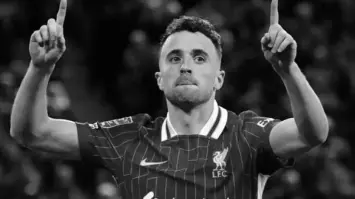 وفاة لاعب ليفربول دييغو جوتا واندلاع النيران في سيارته