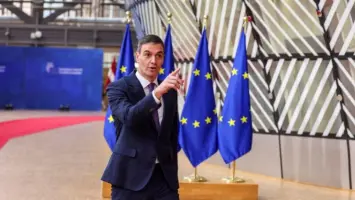 سانشيز يدعو لتعليق اتفاقية الشراكة الأوروبية مع إسرائيل