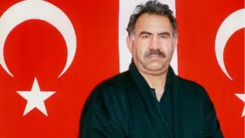 حزب العمال الكردستاني يلوح بنزع السلاح مقابل إطلاق زعيمه المعتقل