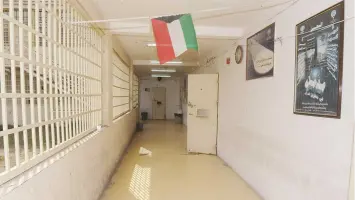 الحكم بحبس 3 مصريين 7 سنوات وتغريمهم مليون درهم بتهمة تزوير الفواتير