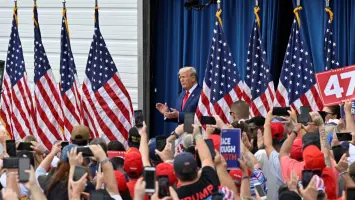 ترامب يستعد لتغيير قواعد اللعبة ويطلق منصة العملات المشفرة