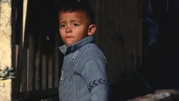 اليمن: طفل يقدم حياته بحثًا عن الماء في تعز