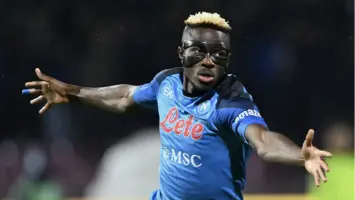 اقتراب صفقة انتقال أوسيمين من نابولي إلى غلاطة سراي