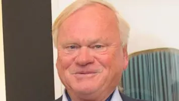 مليارديرات يختارون الإمارات وجهةً جديدة.. فريدريكسن ينضم للنخبة