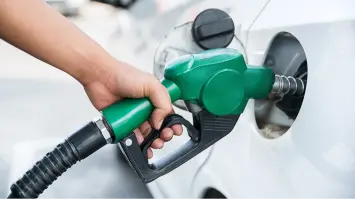 أسعار البنزين في الإمارات لشهر أغسطس 2025