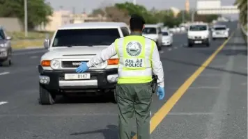 غرامة 10 آلاف درهم لسائق تسبب في حادث مروري في الإمارات