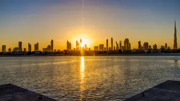 طقس الإمارات اليوم الأربعاء: أجواء شديدة الحرارة وأشعة فوق البنفسجية قوية