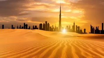 Hot Weather and Active Winds in the UAE Today, August 7