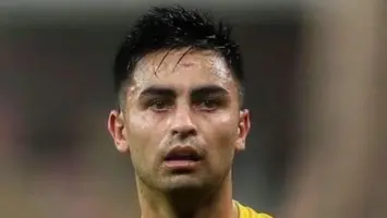 مارتينيز ينضم لمعسكر النصر وعودة أوتافيو إلى التدريبات