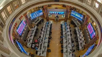 استقرار محدود في البورصة المصرية: تباين أداء المؤشرات