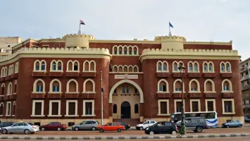 كلية الطب بالإسكندرية تحتفل بذكرى الشعبة الفرنسية وتخريج 12 دفعة