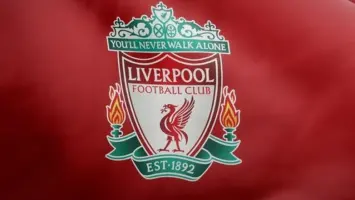 ليفربول يواجه تحدي غياب إيزاك وأليسون أمام أستون فيلا