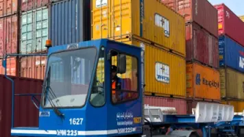 موانئ أبوظبي تستحوذ على نحو 19% من "الإسكندرية لتداول الحاويات"