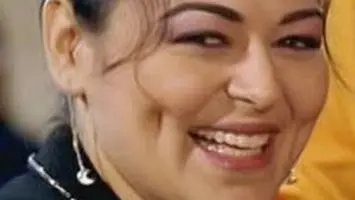 وفاة الفنانة نيفين مندور جراء اختناق إثر حريق في شقتها بالإسكندرية