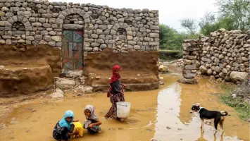 مصرع أكثر من 41 شخص وإنهيار مئات المنازل جراء السيول في اليمن