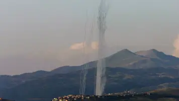 حزب الله يستهدف مواقع للاحتلال واندلاع حرائق واسعة في الجليل