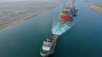 بوتين: تعزيز الشحن عبر بحر الشمال يجدد القلق حول مستقبل قناة السويس