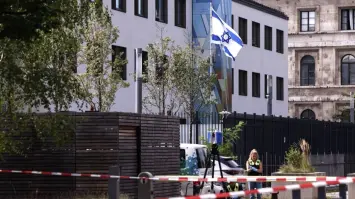 الشرطة الألمانية تقتل متطرفاً خلال محاولته استهداف القنصلية الإسرائيلية