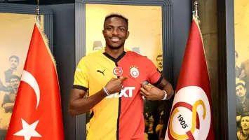 غلطة سراي يتعاقد مع النيجيري فيكتور أوسيمين قادماً من نابولي