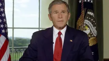 جورج بوش يلتزم الصمت بشأن تأييده في انتخابات الرئاسة الأمريكية