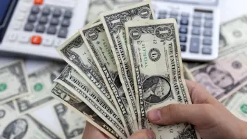 حدود السحب بالدولار من بنكي مصر والأهلي بعد التعديلات الأخيرة