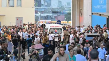 اختراق أمني كبير لأجهزة لاسلكية لحزب الله يسفر عن مئات الجرحى