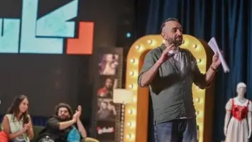 عمرو سلامة يكشف عن تحديات اختيار المتسابقين في برنامج كاستنج