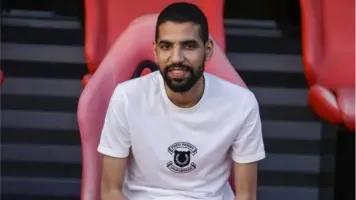 العثور على سحر مدفون لنجم الأهلي السابق مؤمن زكريا في المقابر