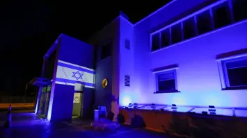 انفجارات قرب السفارة الإسرائيلية في الدنمارك والشرطة تحقق