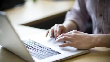 UAE Authority Issues Warning on operating Unlicensed Company