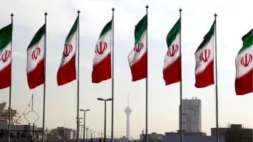 إيران تستأنف رحلاتها الجوية بعد التأكد من سلامة ظروف الطيران