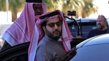 تركي آل الشيخ يعلن عن عمل وثائقي جديد يستعرض حياة الفنان محمد عبده