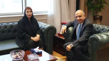 اجتماع وزير قطاع الأعمال المصري مع السفيرة الإماراتية لتعزيز التعاون الاستثماري