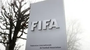 بعد قرار ديارا: فيفا يعتزم تنظيم حوار شامل حول نظام الانتقالات