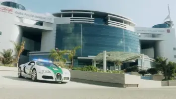 شرطة دبي تعلن تكريم سائق تاكسي مصري في مركز البرشاء