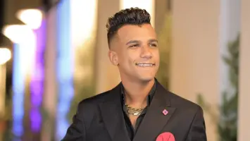 من المهرجانات إلى المحكمة.... تفاصيل القبض على عصام صاصا في مطار القاهرة