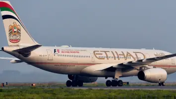 الإمارات تحذر من إعلانات احتيالية تعرض أسهم "الاتحاد للطيران"