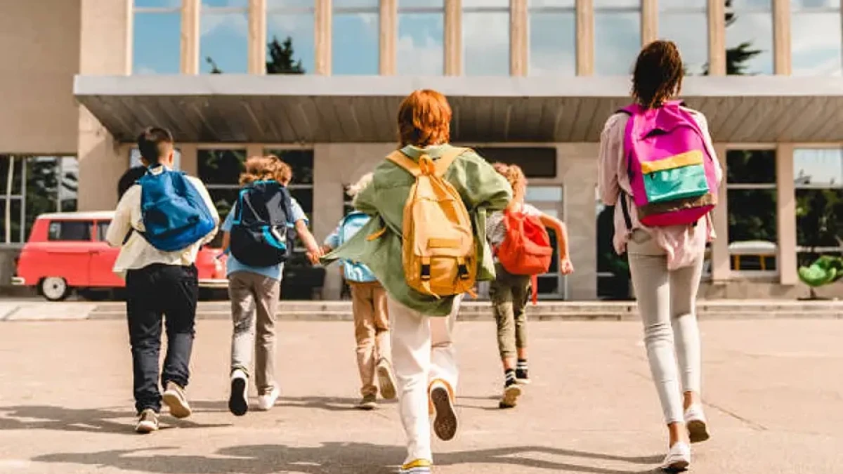 School photography and privacy rules for parents at events